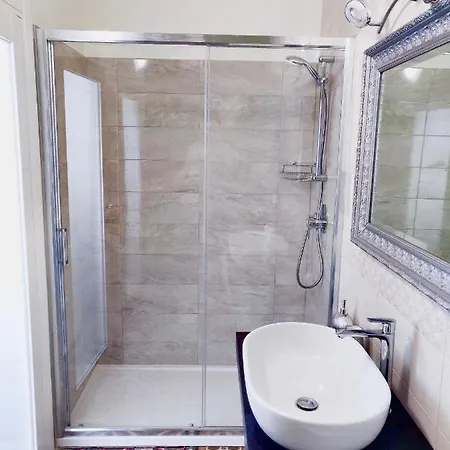 Bravo 18 Couette-café