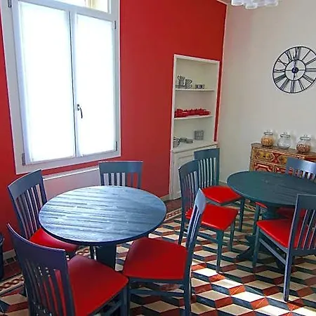 Bravo 18 Couette-café